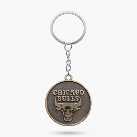 NBA Chicago Bulls Basketball Metal Gold Keychain NEW Michael Jordan - Picture 3 of 3